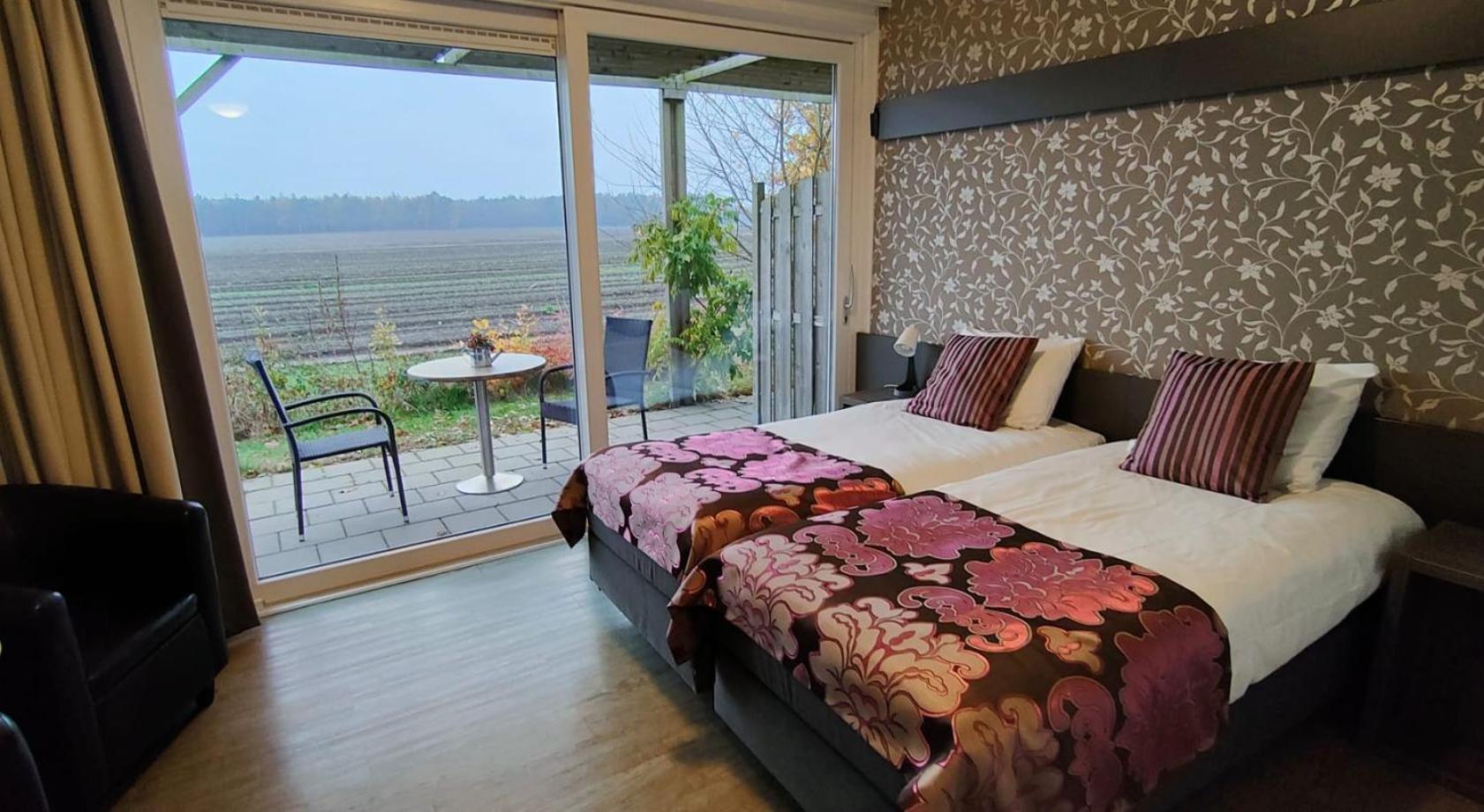 B&B Hotel De Vrije Vogel Elsloo  Esterno foto